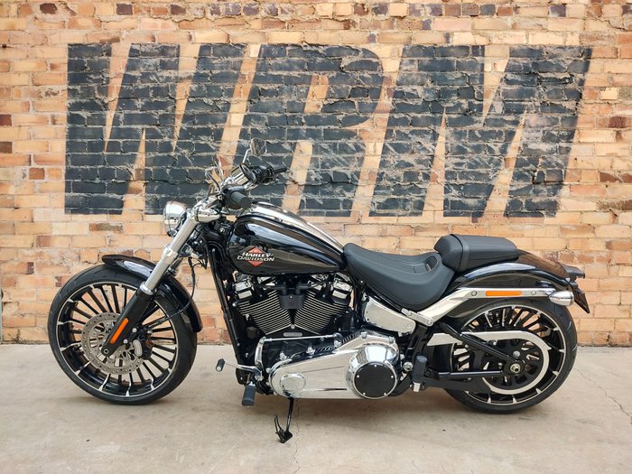 2025 HARLEY-DAVIDSON BREAKOUT 117 (FXBR) ROAD MIDNIGHT FIRESTORM