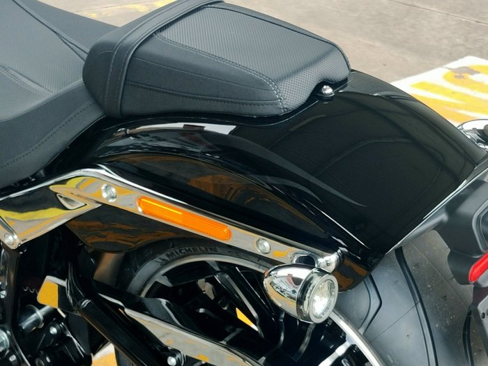 2025 HARLEY-DAVIDSON BREAKOUT 117 (FXBR) ROAD MIDNIGHT FIRESTORM