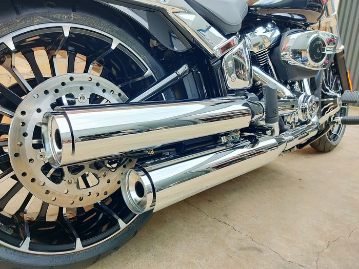 2025 HARLEY-DAVIDSON BREAKOUT 117 (FXBR) ROAD MIDNIGHT FIRESTORM