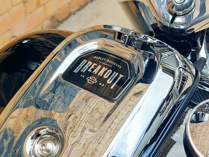 2025 HARLEY-DAVIDSON BREAKOUT 117 (FXBR) ROAD MIDNIGHT FIRESTORM