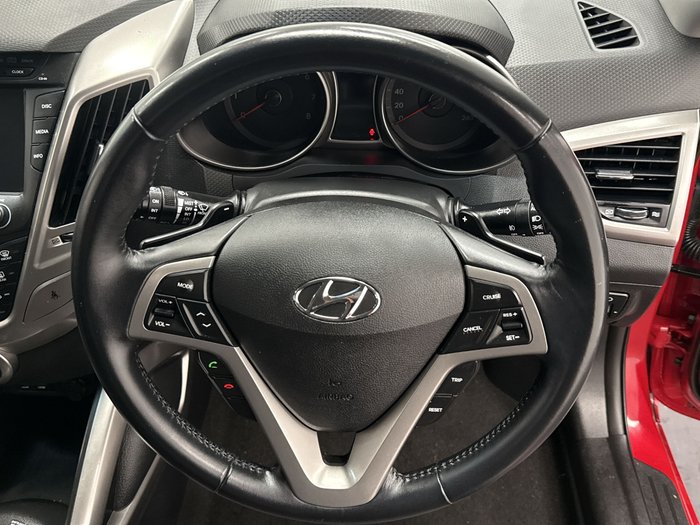 2015 Hyundai Veloster (No Badge)