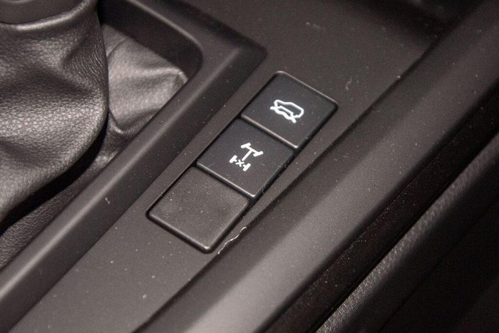 2025 Isuzu D-MAX X-RIDER