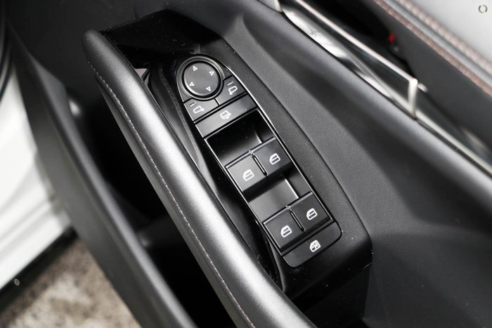 2025 Mazda 3 G25 Astina