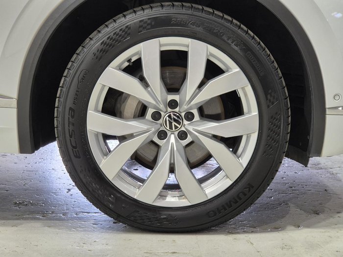 2021 Volkswagen Touareg 210TDI Elegance