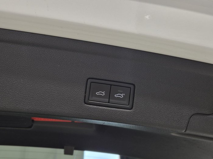 2021 Volkswagen Touareg 210TDI Elegance