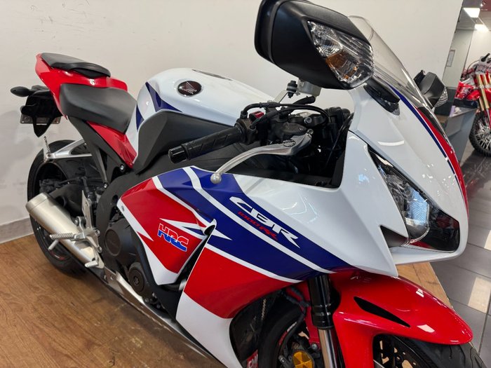 2015 Honda CBR1000RR (FIREBLADE) WHITE