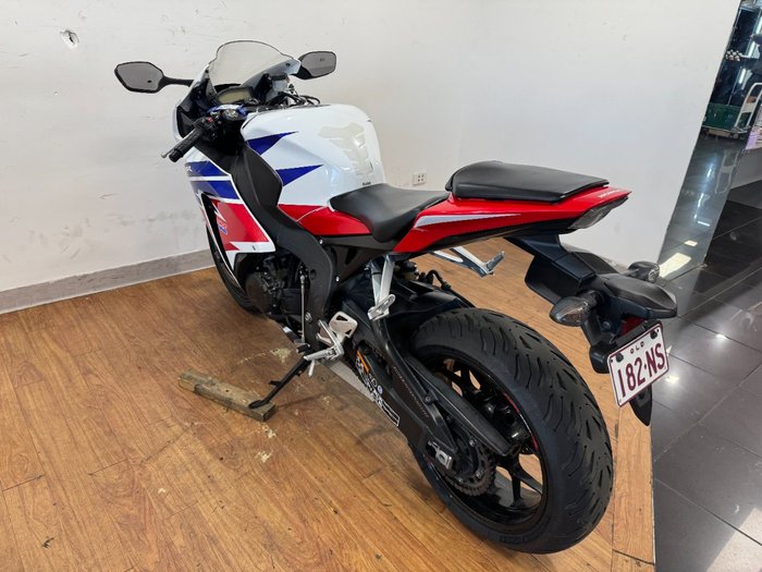 2015 Honda CBR1000RR (FIREBLADE) WHITE