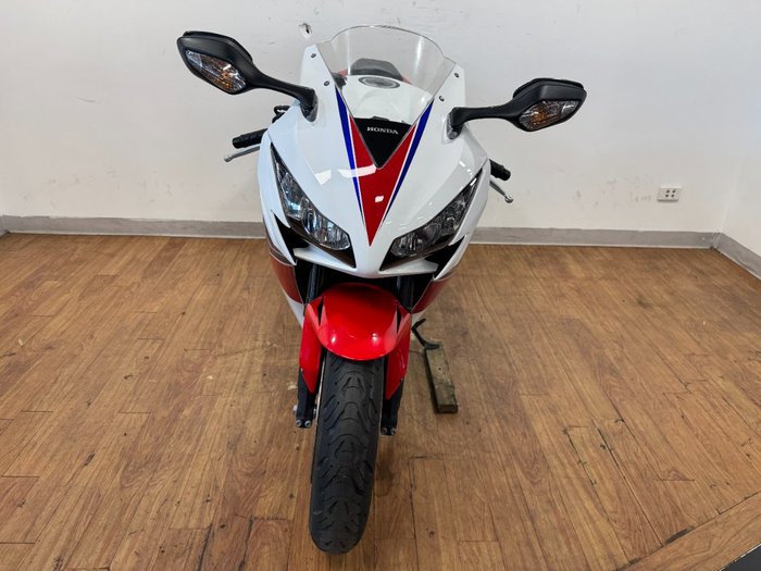 2015 Honda CBR1000RR (FIREBLADE) WHITE