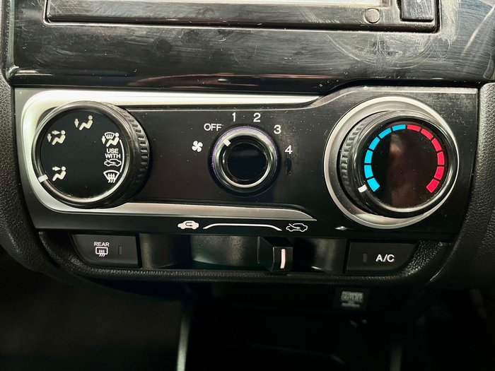 2018 Honda Jazz VTi GF MY19 Rally Red