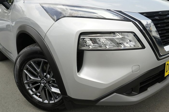2023 Nissan X-TRAIL ST