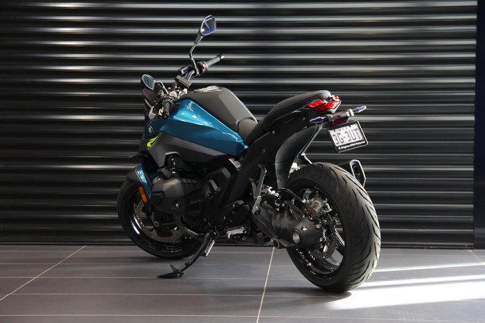2025 BMW R 1300 R R 1300 Blue