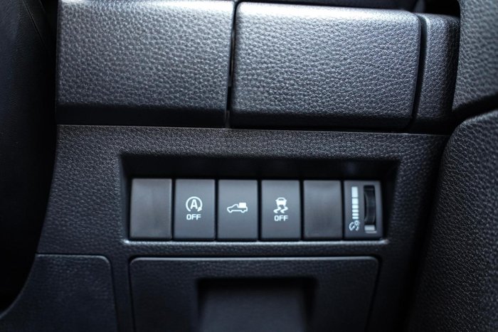 2025 Isuzu D-MAX LS-U