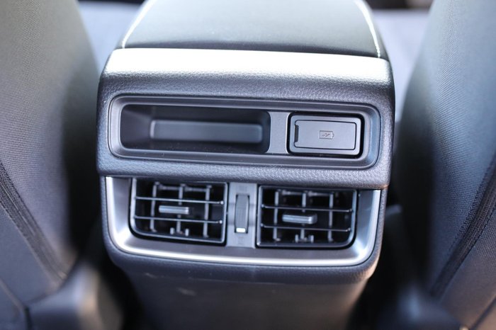 2025 Isuzu D-MAX LS-U