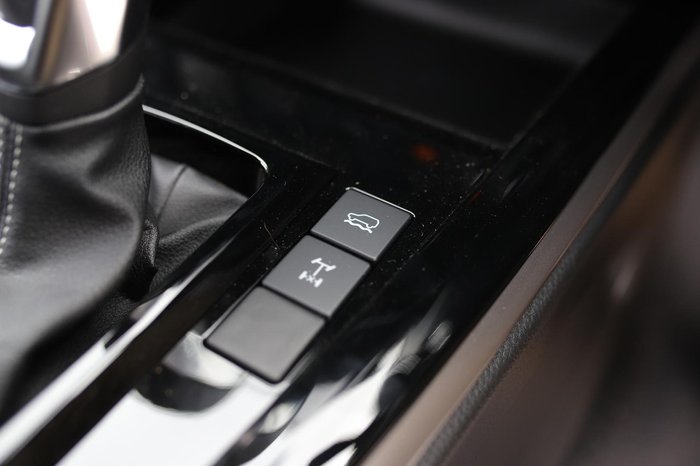 2025 Isuzu D-MAX LS-U