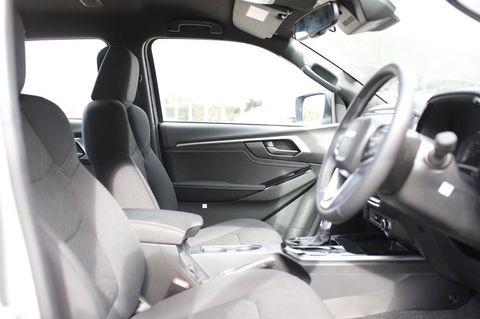 2025 Isuzu D-MAX LS-U