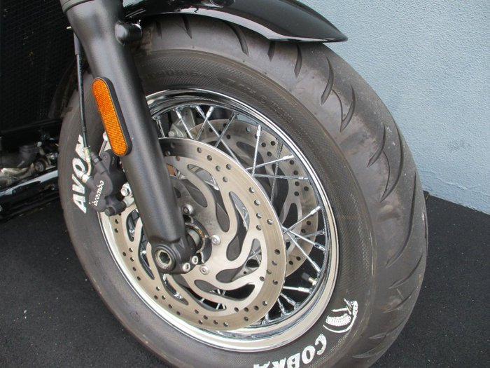 2024 Triumph BONNEVILLE SPEEDMASTER BLUE