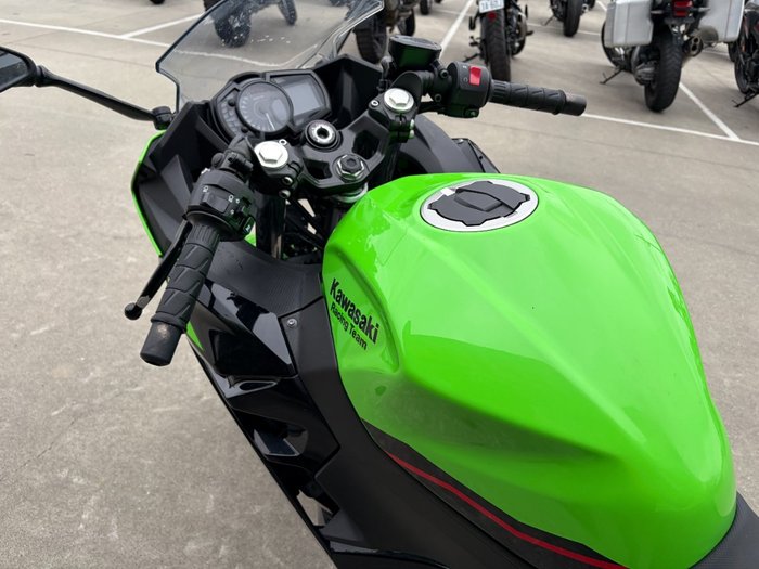 2022 Kawasaki NINJA 400 Black