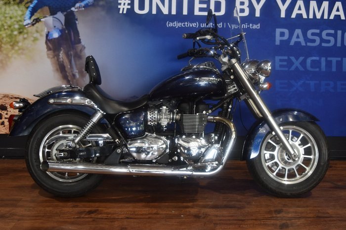 2016 TRIUMPH AMERICA Black