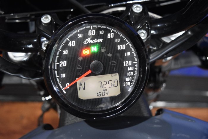 2024 Indian SCOUT ROGUE STEALTH GRAY