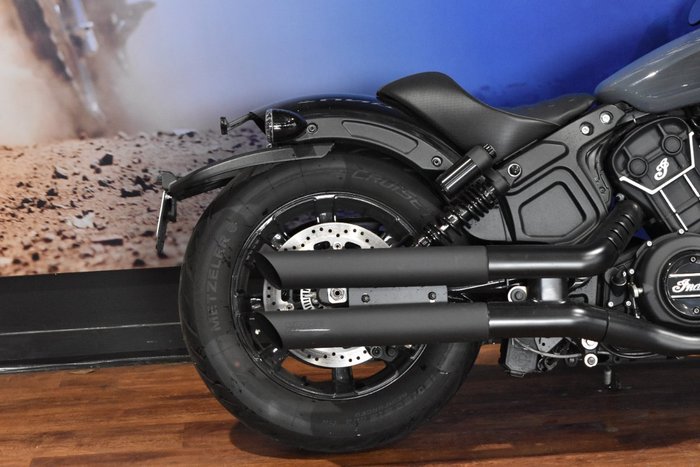 2024 Indian SCOUT ROGUE STEALTH GRAY