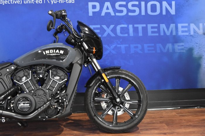 2024 Indian SCOUT ROGUE STEALTH GRAY