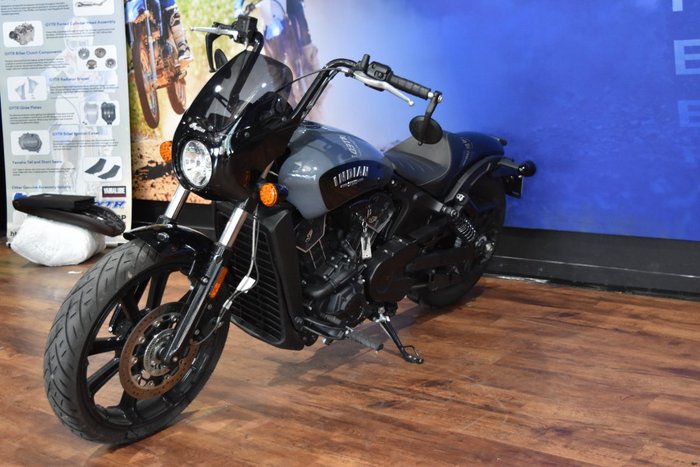 2024 Indian SCOUT ROGUE STEALTH GRAY