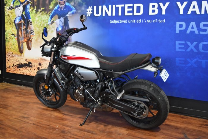 2019 Yamaha XSR700 Chrome / Silver