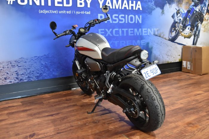 2019 Yamaha XSR700 Chrome / Silver