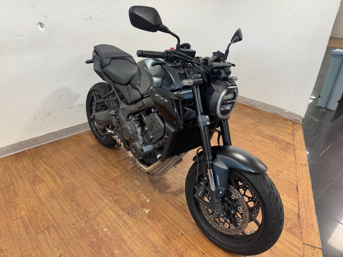 2023 Honda CB650R Black