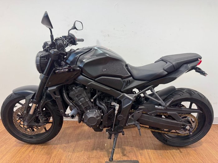 2023 Honda CB650R Black