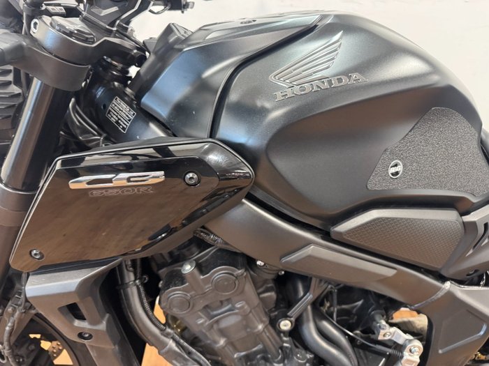 2023 Honda CB650R Black