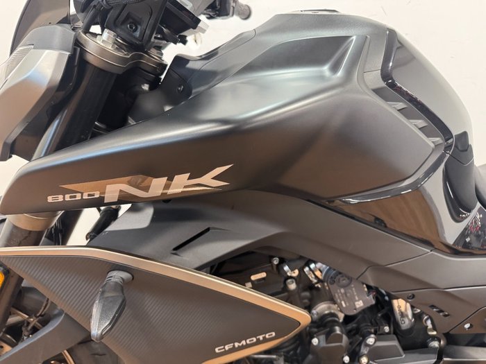 2024 CFMoto NK ADVANCE Black