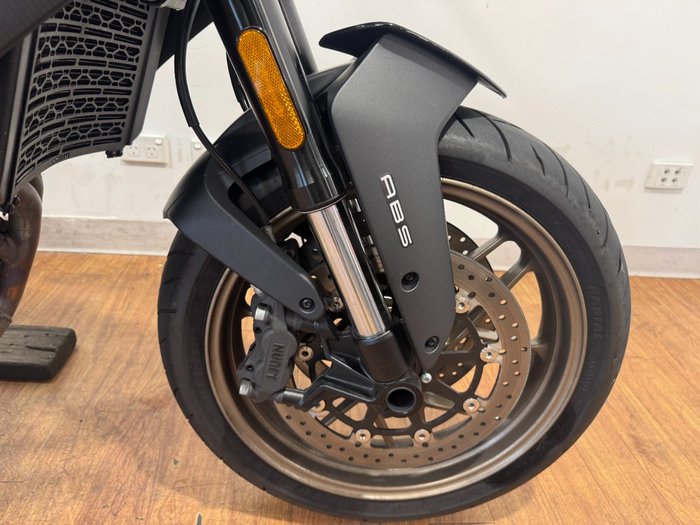 2024 CFMoto NK ADVANCE Black