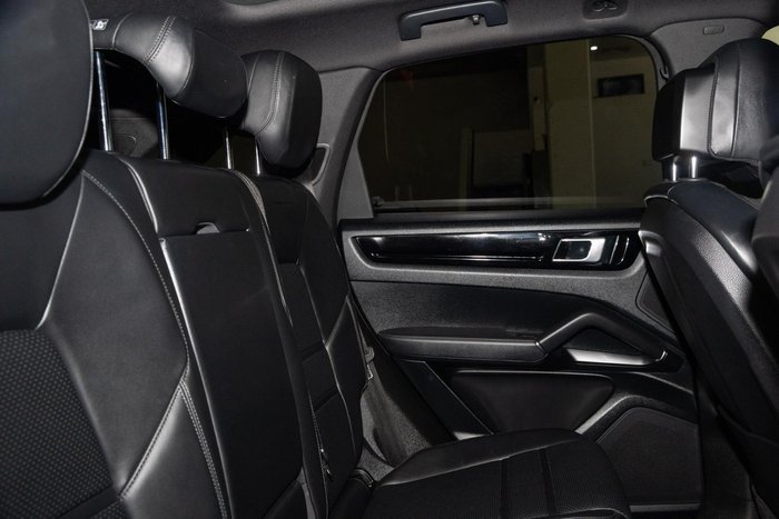 2019 Porsche Cayenne E-Hybrid 9YA MY19 4X4 On Demand Black