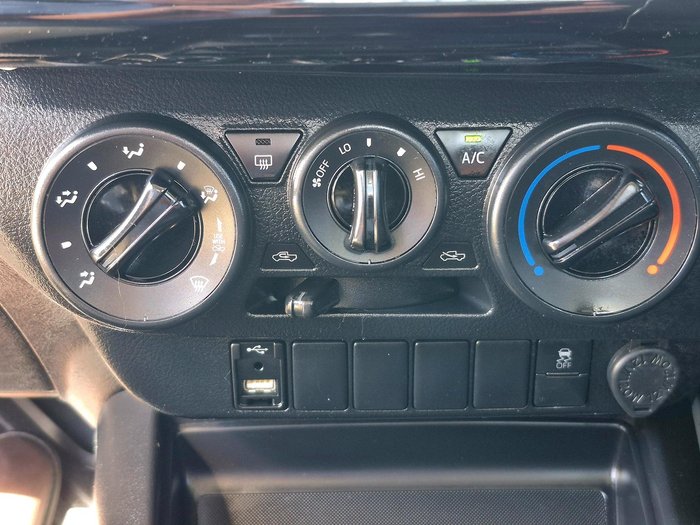 2021 Toyota Hilux Workmate