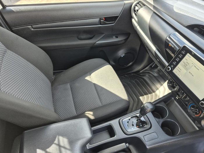 2021 Toyota Hilux Workmate TGN121R 4x2 Glacier White
