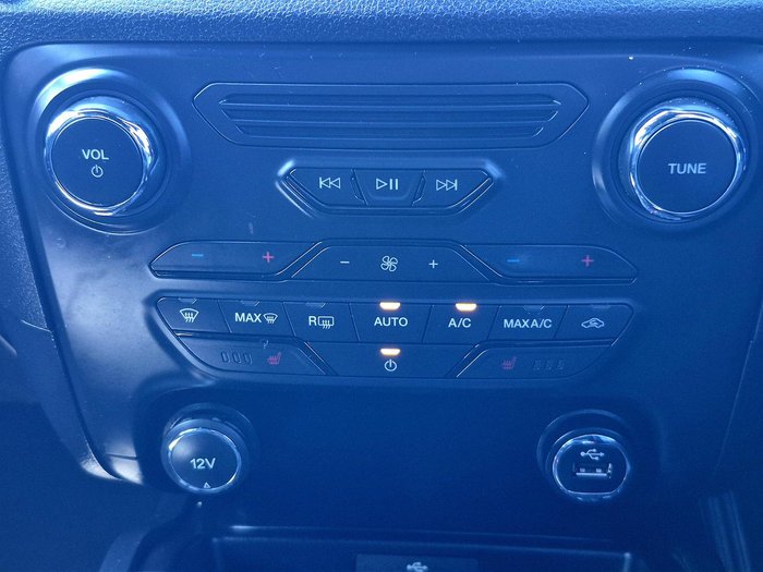 2021 Ford Everest Titanium