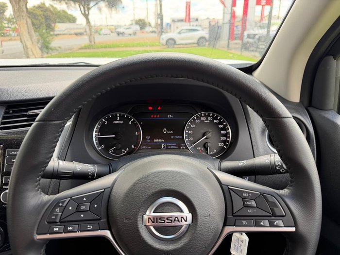 2024 Nissan Navara Black Edition