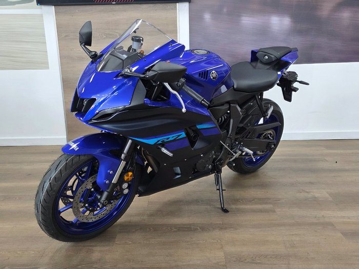 2024 Yamaha YZF-R7LA