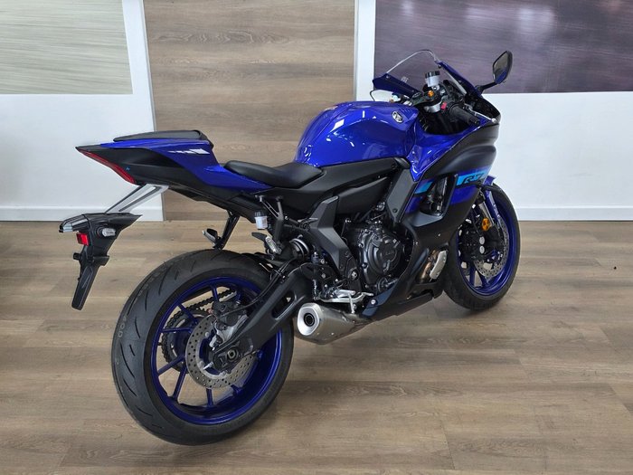 2024 Yamaha YZF-R7LA