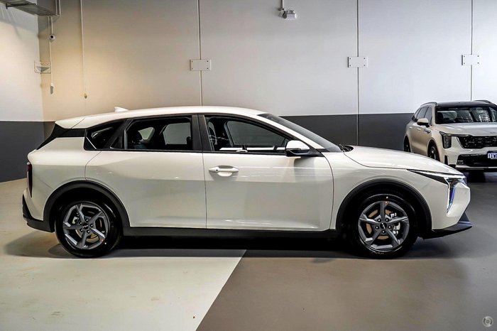 2026 Kia K4 S