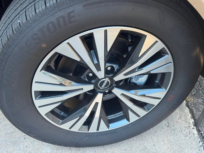 2025 Nissan X-TRAIL ST-L