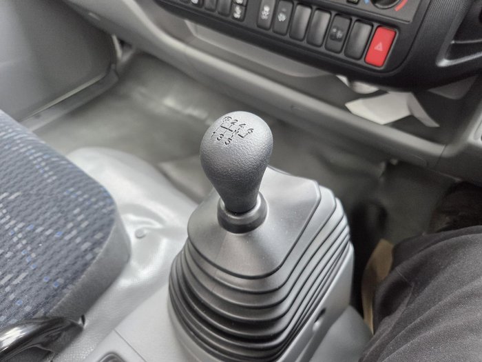 2025 Hino 300 617 617