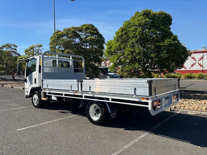2025 Isuzu N Series