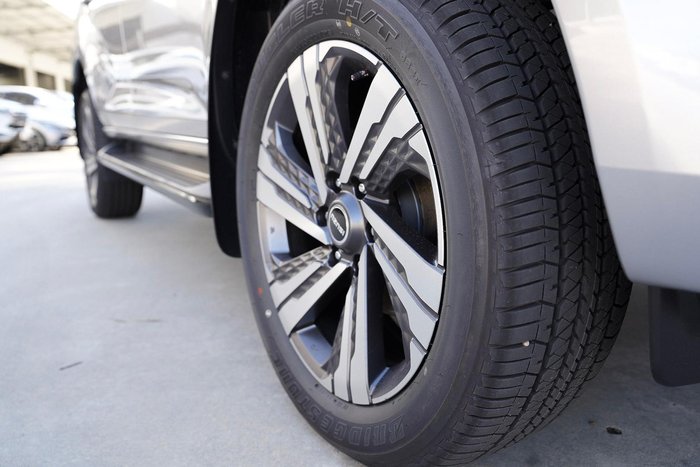 2025 Isuzu MU-X LS-T