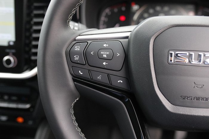 2025 Isuzu MU-X LS-T