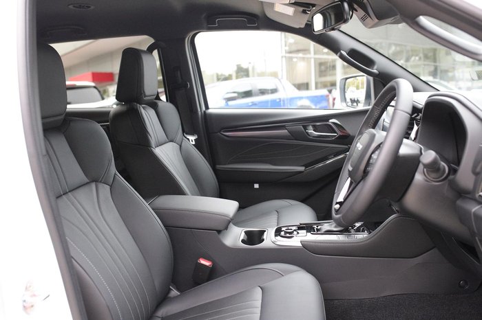 2025 Isuzu MU-X LS-T