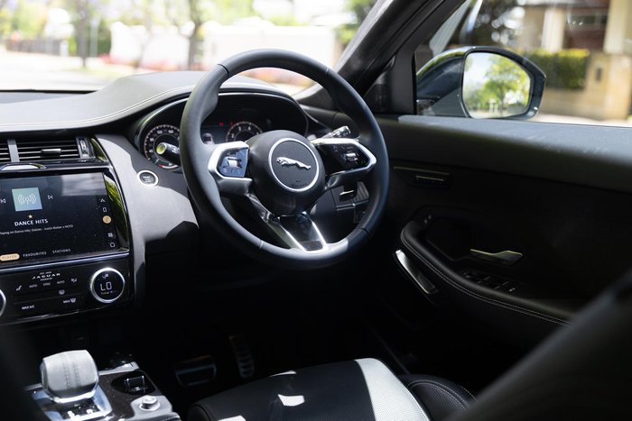 2024 Jaguar E-PACE P250 R-Dynamic HSE