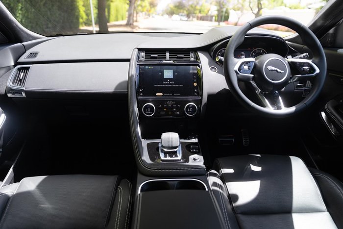 2024 Jaguar E-PACE P250 R-Dynamic HSE