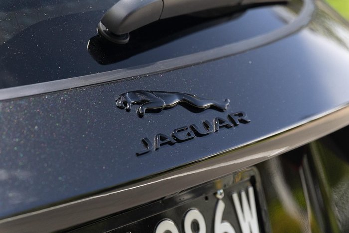 2024 Jaguar E-PACE P250 R-Dynamic HSE